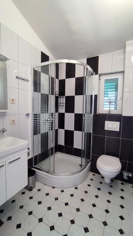 Apartmani Bodo Дрвеник Экстерьер фото